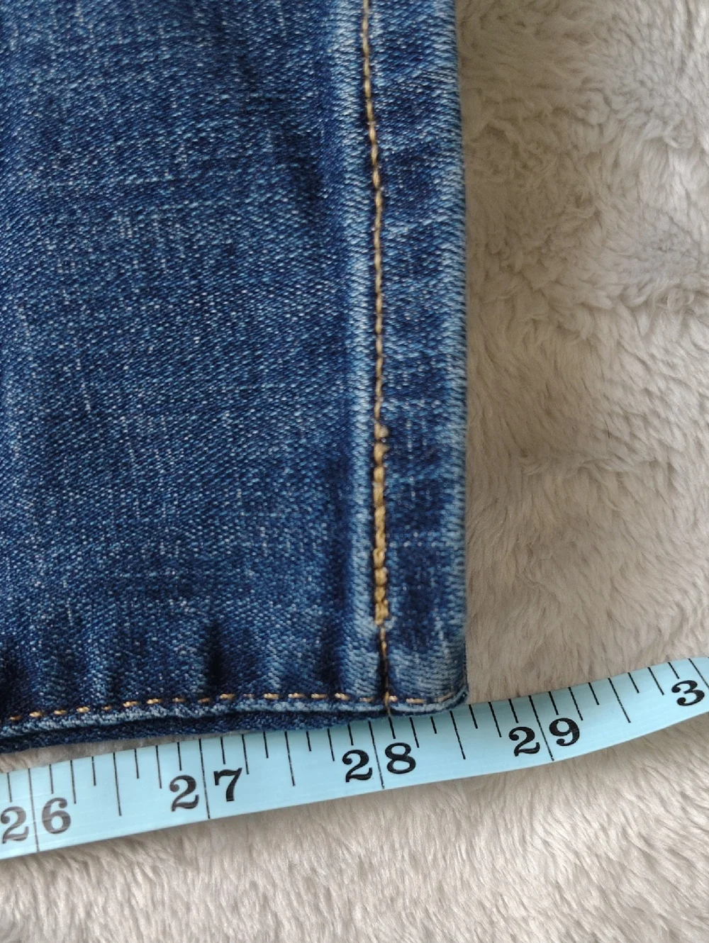 Levi's 311 Shaping Skinny Medium Wash Denim Jeans Size 30